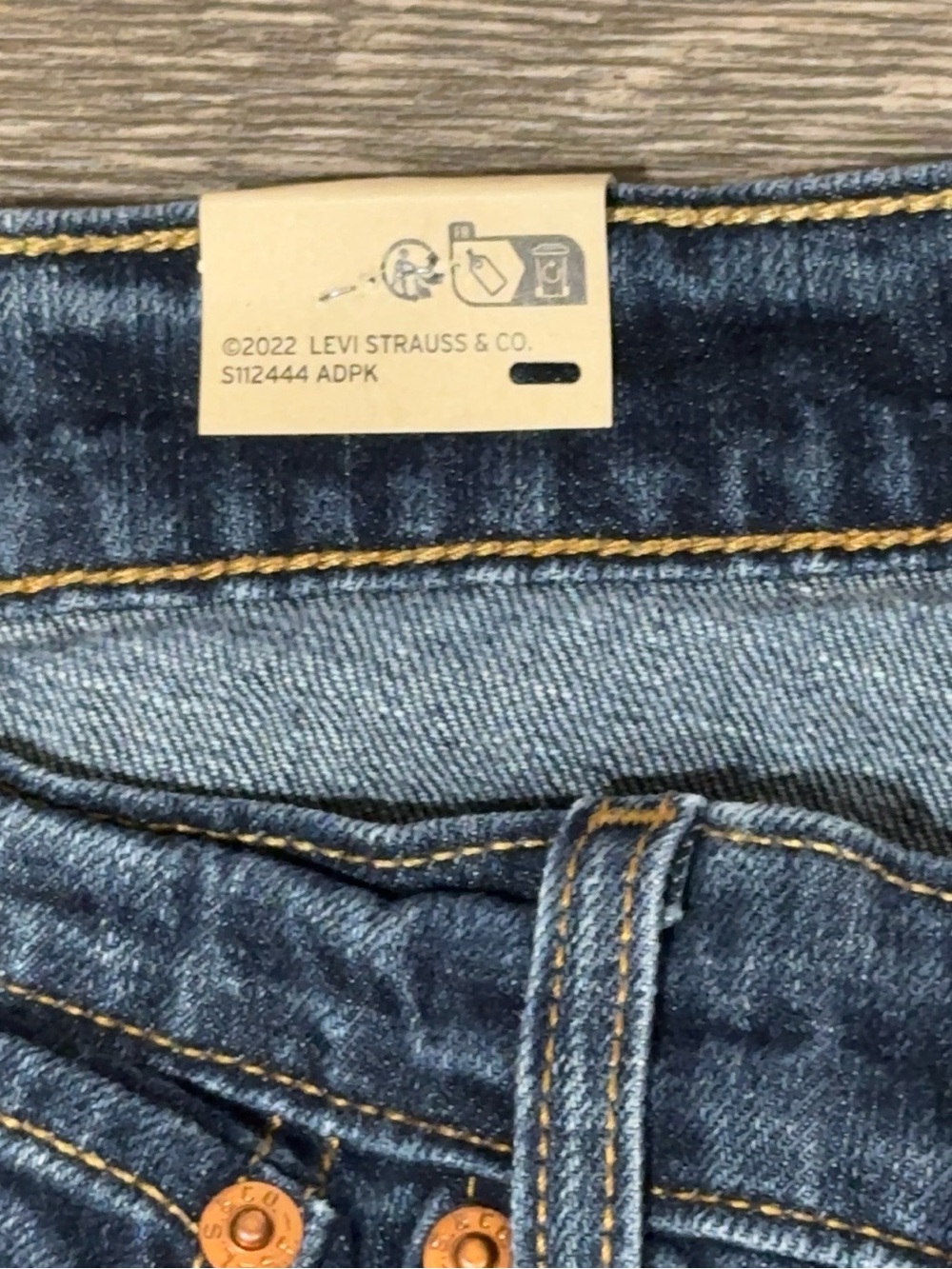 Levi’s Boyfriend Jeans Women’s Size 30 Mid Rise Stellar Stretch Tapered Leg NWT - Picture 5 of 9